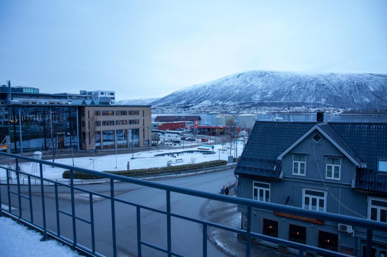 Toppleilighet Med Utsikt I Sentrum Nord Tromsø Exteriör bild